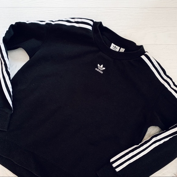 adidas Sweaters - Adidas Crewneck
